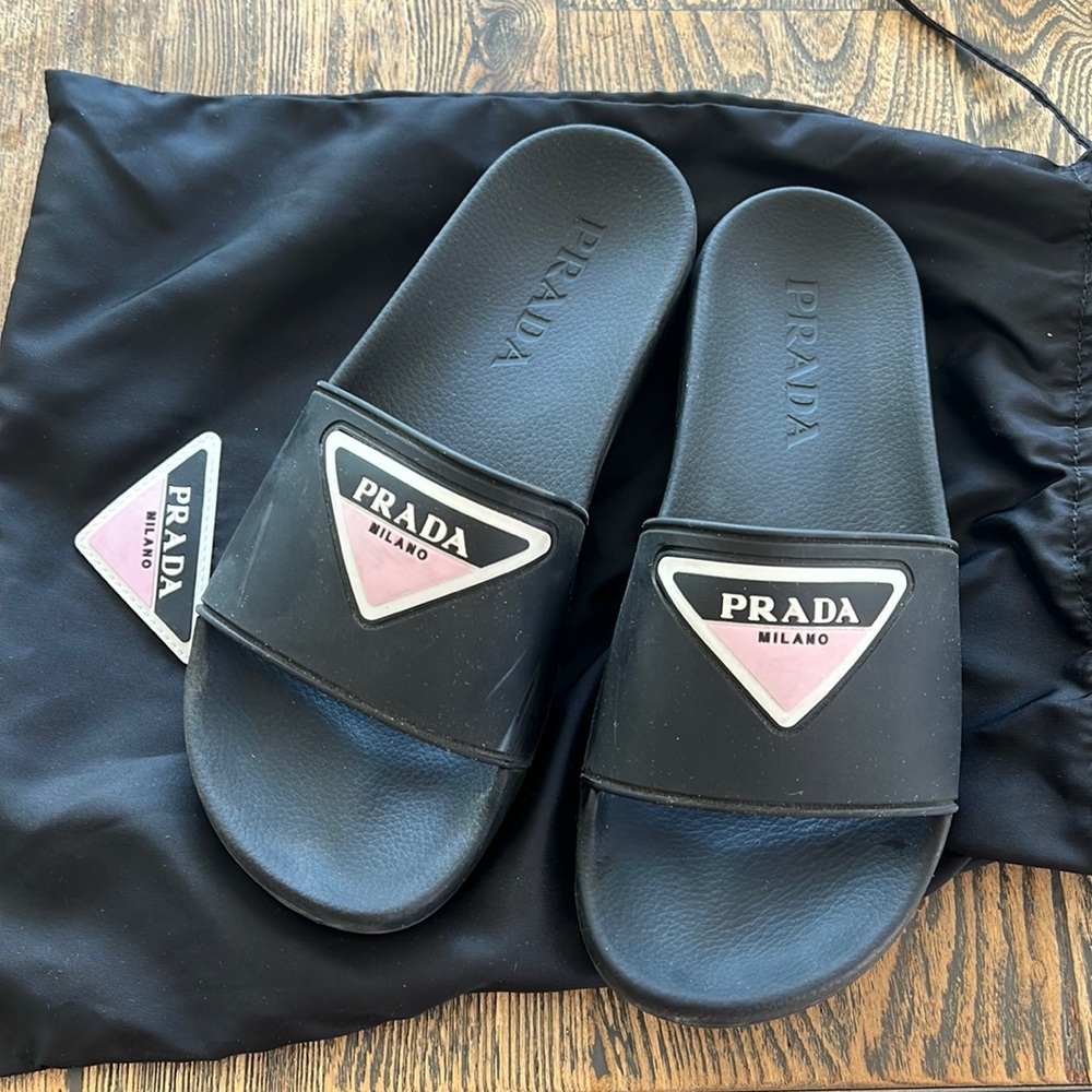 Prada Rubber Slides ☺️